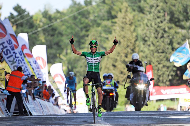 Pelo Bilbao wins stage 6